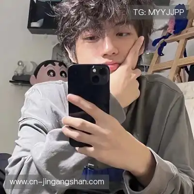 晏楚凌